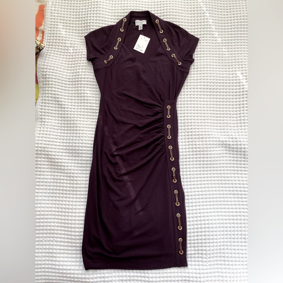 Carmen Marc Valvo Dresses & Skirts - Carmen Marc Valvo Aubergine Dress